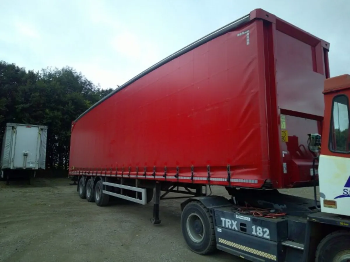 2012 Don Burr Tri Axle Curtainside - Image 1