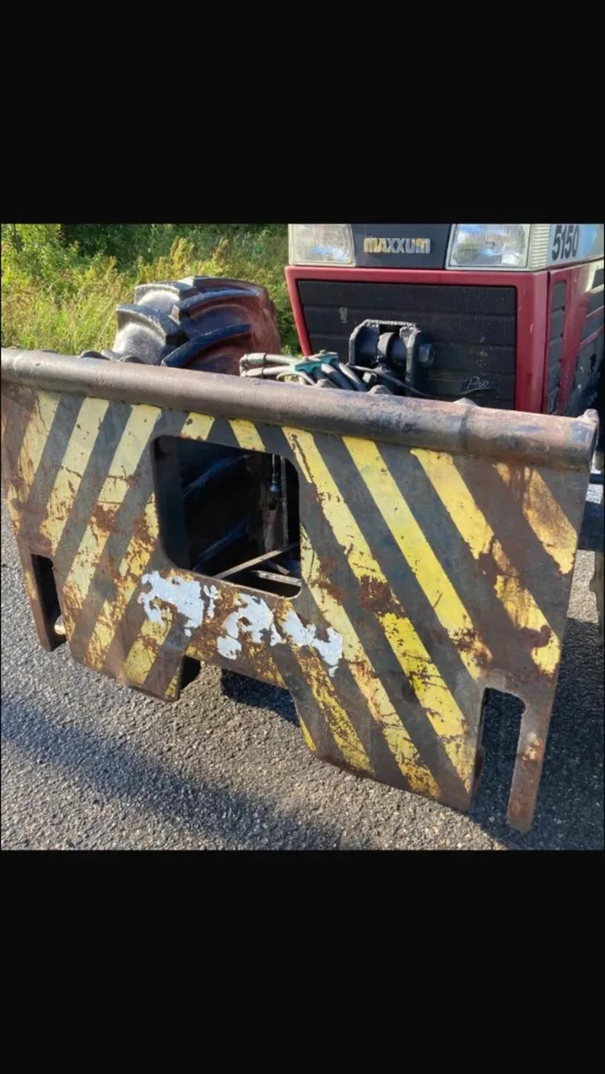 Front Linkage/Carriage - Image 3