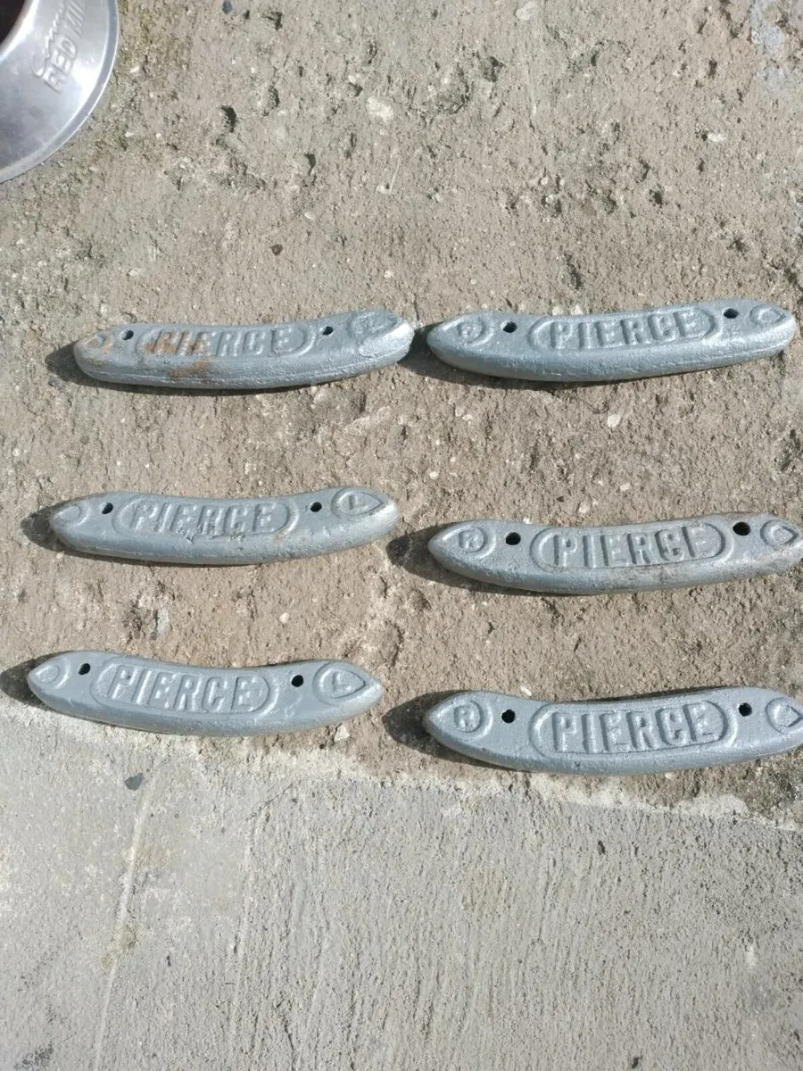 3. Pairs of PIERCE cast name plates - Image 1