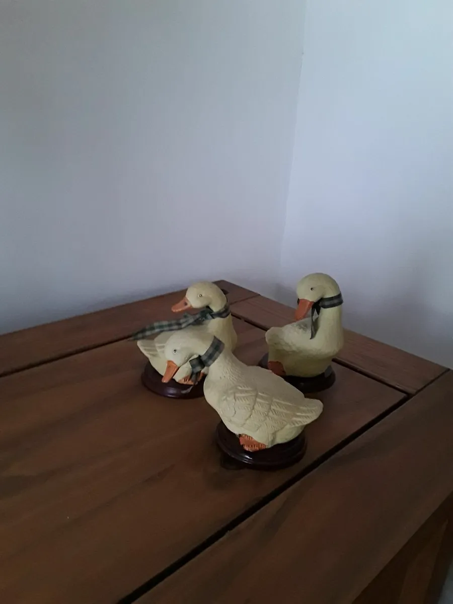 Tree vintage geese ornaments collectible - Image 2