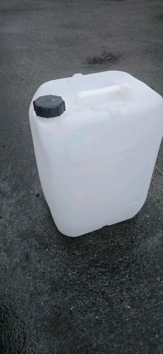 20ltr drums - Image 1
