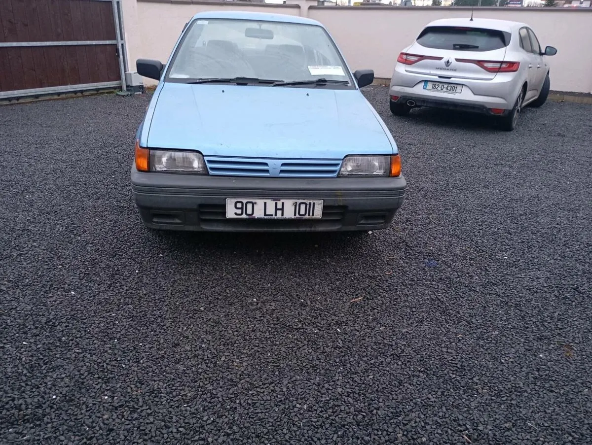 Nissan sunny automatic 1990 - Image 1