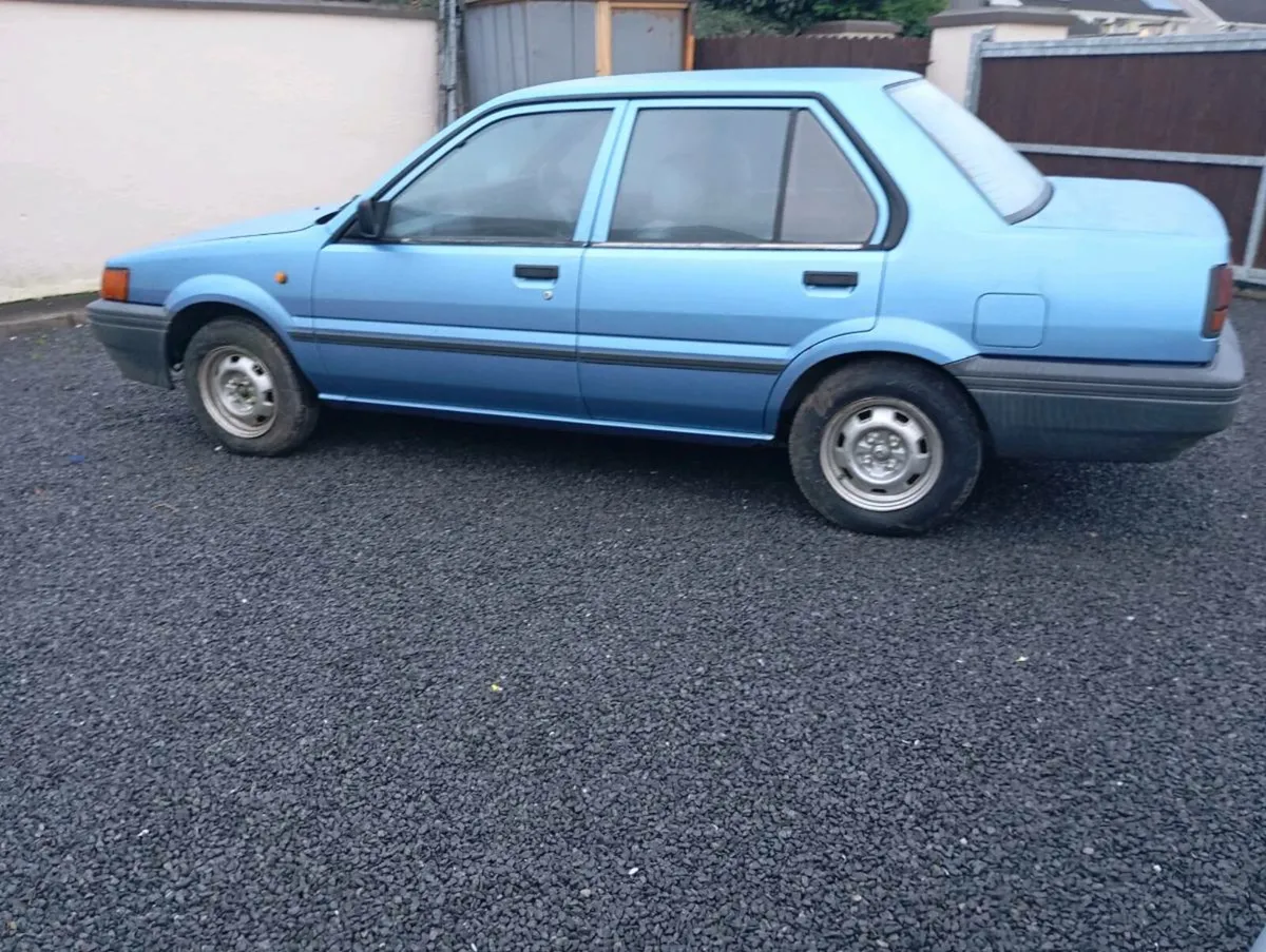 Nissan sunny automatic 1990 - Image 4
