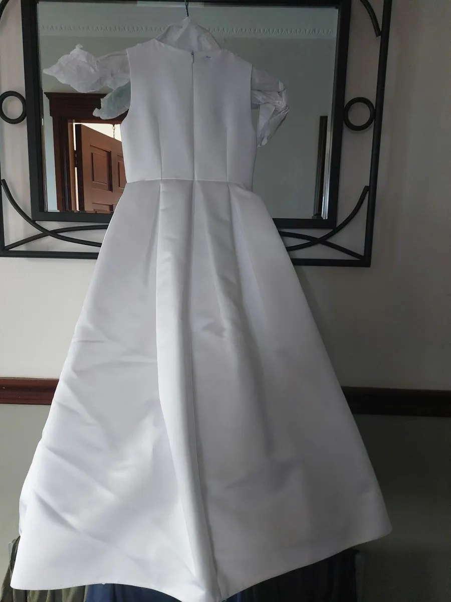 Communion dress - Image 3