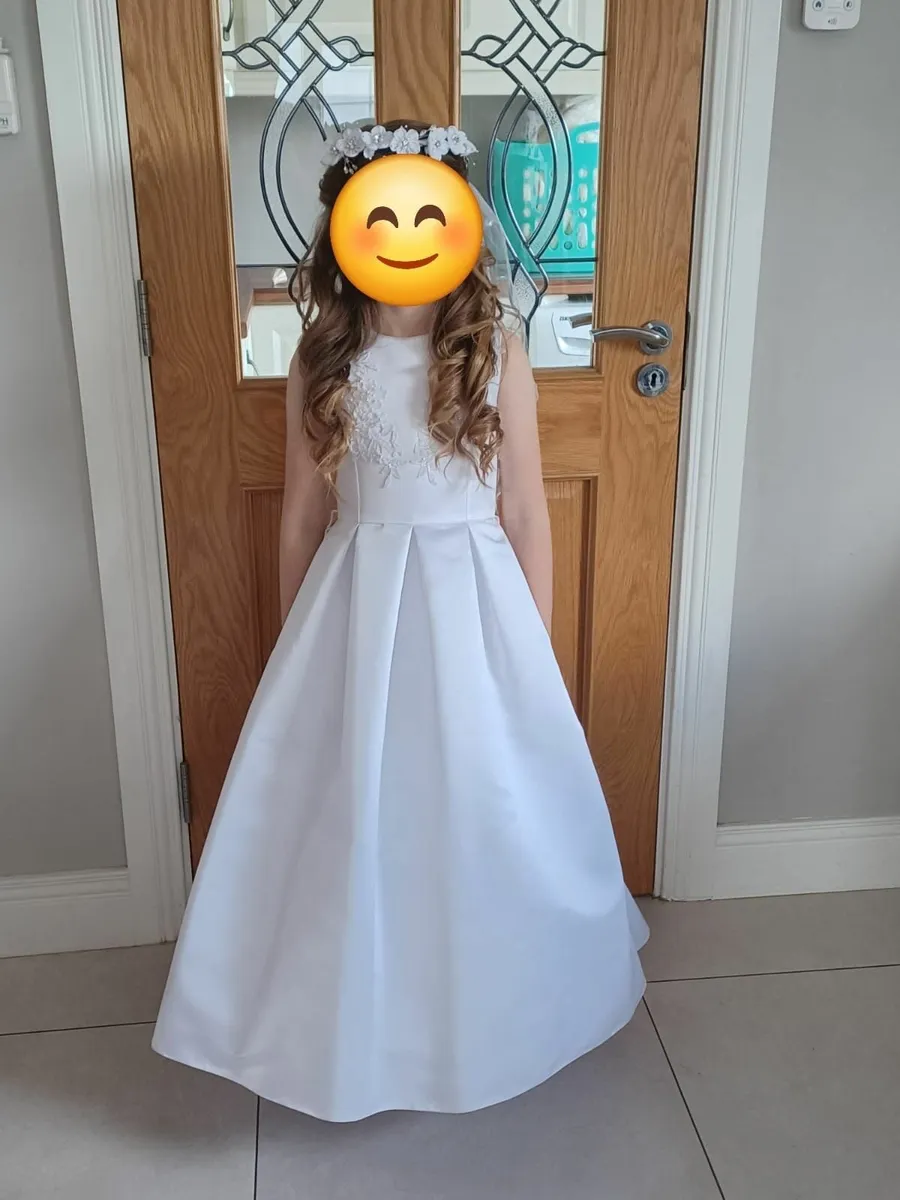 Communion dress - Image 4
