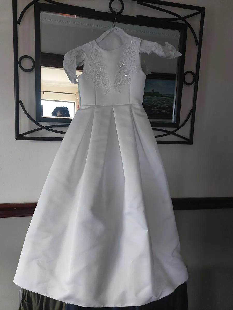 Communion dress - Image 1