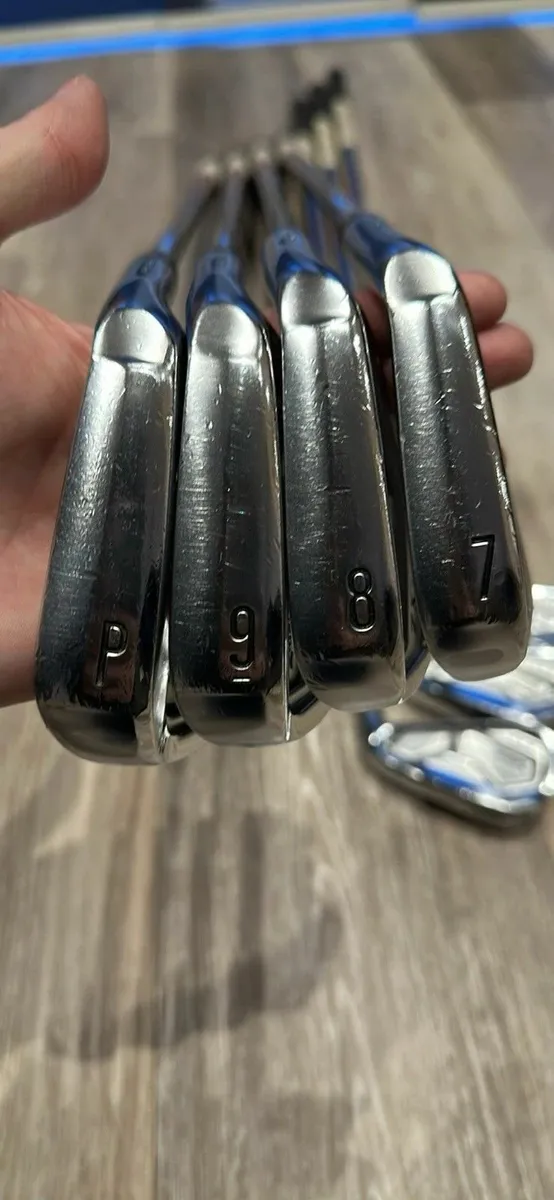 Srixon ZX7 ZX5 MK2 Combo 4-PW Stiff Iron Set - Image 3