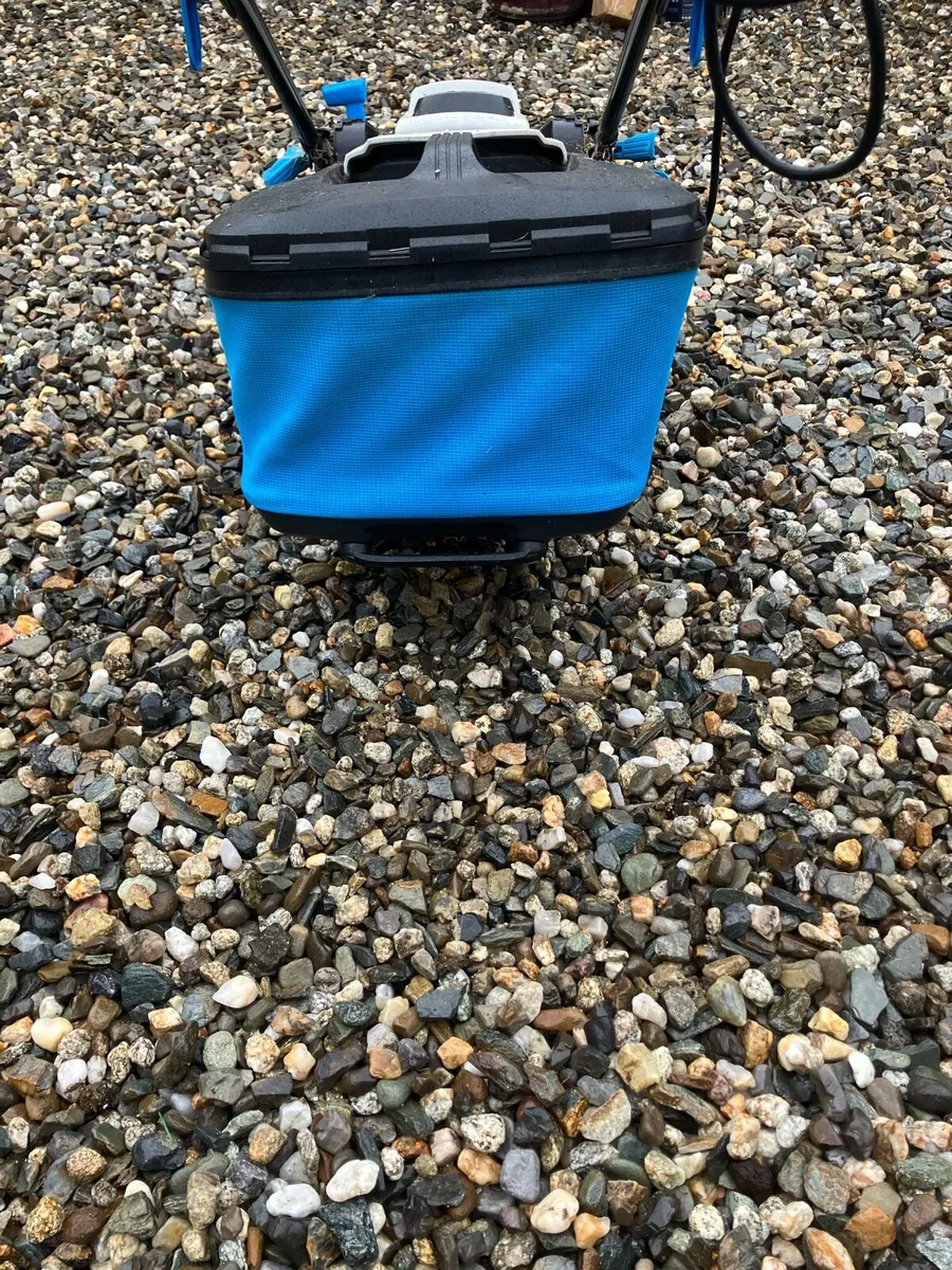 Electric lawnmower - Image 3