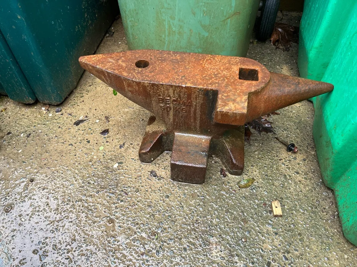 Blacksmiths tools - Image 2