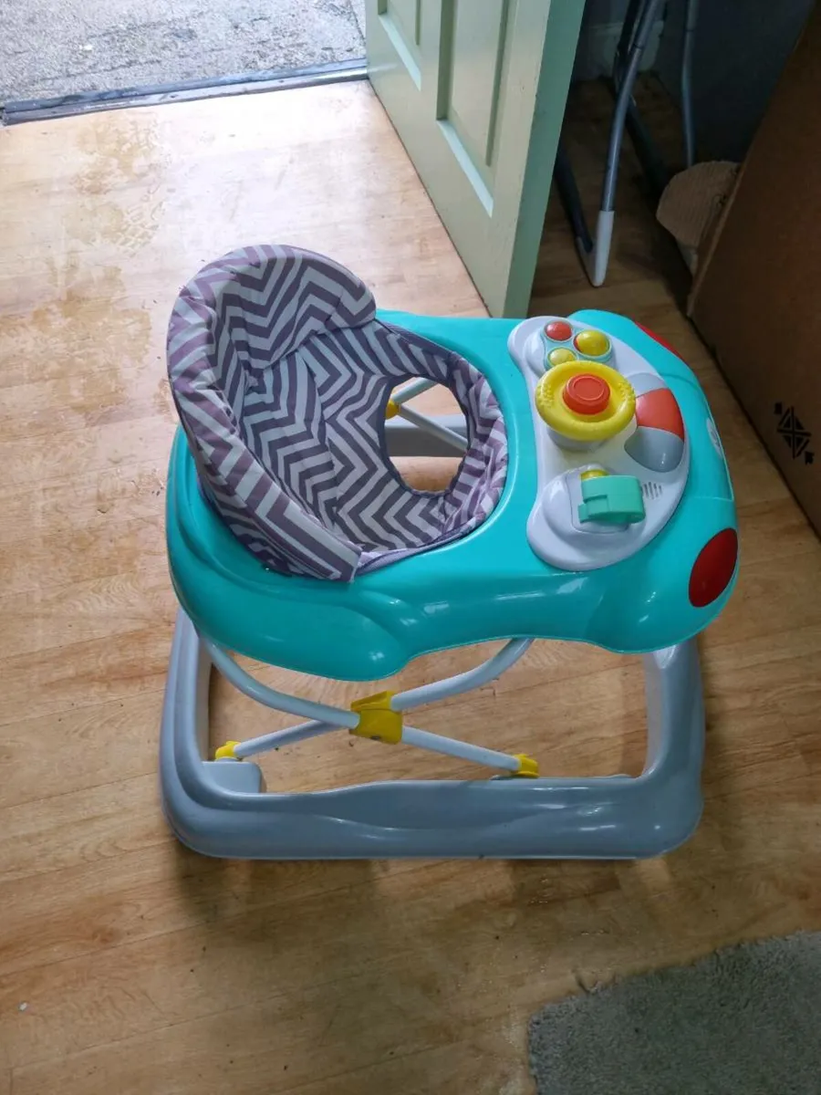 Carpet and Baby walker - Image 4