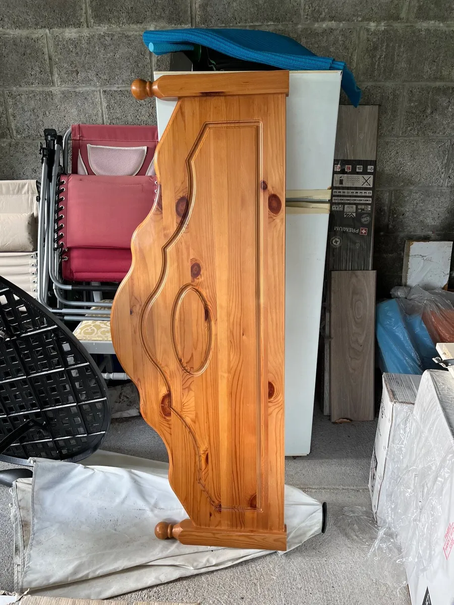 Fridge ,,, also table and bedhead - Image 2