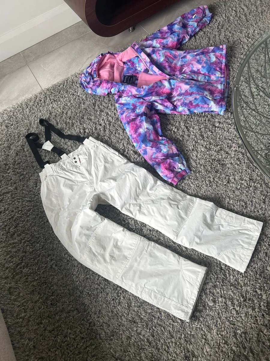 Ski jacket and trousers - Image 1