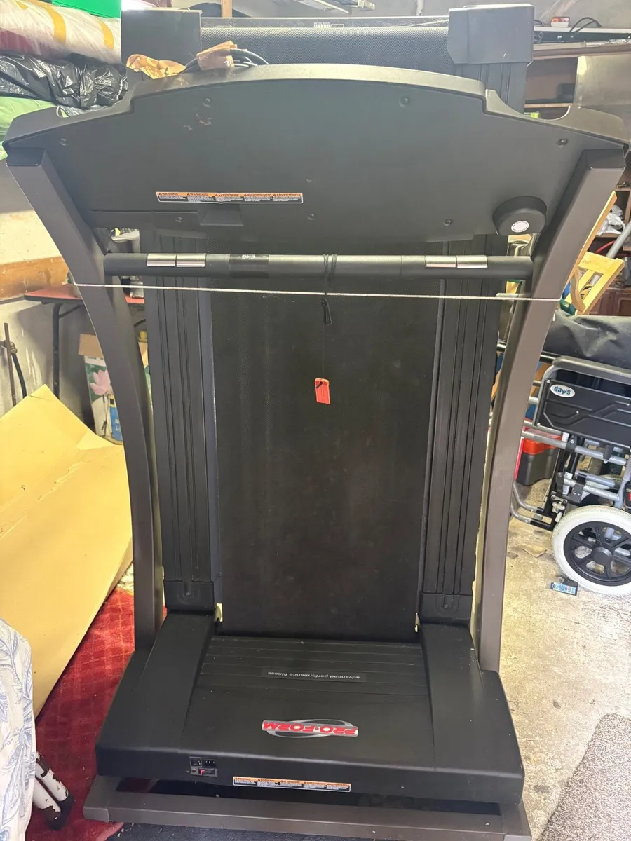 ProForm 610 Treadmill - Image 1