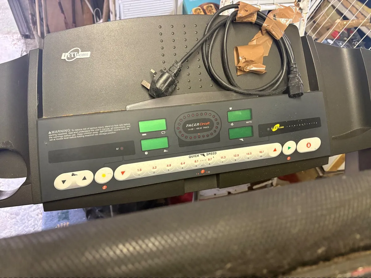 ProForm 610 Treadmill - Image 3