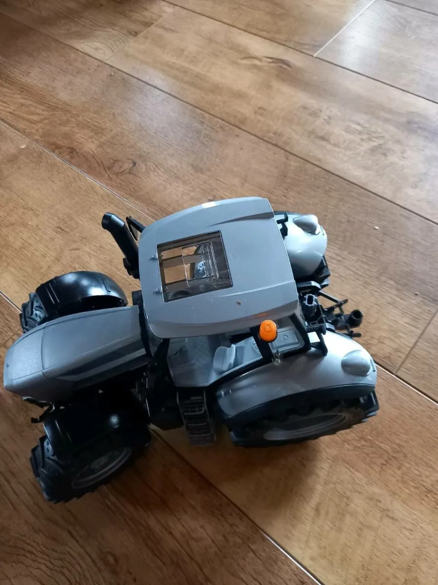 Brudar  tractor - Image 4