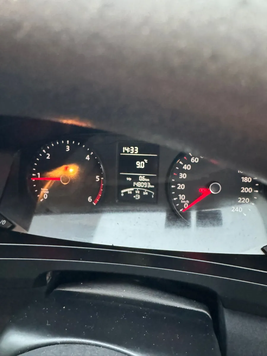 Volkswagen Transporter 2019 - Image 3