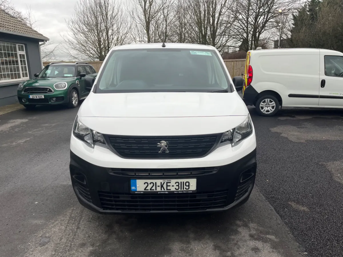 Peugeot Partner 1.5L 6 Speed 100BHP - Image 2