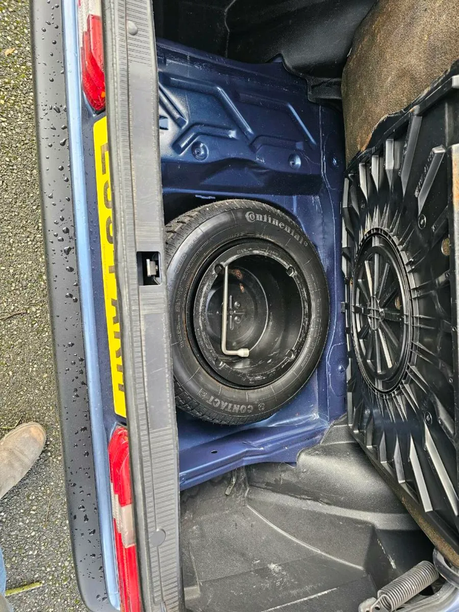 Mercedes Benz 190 diesel - Image 2