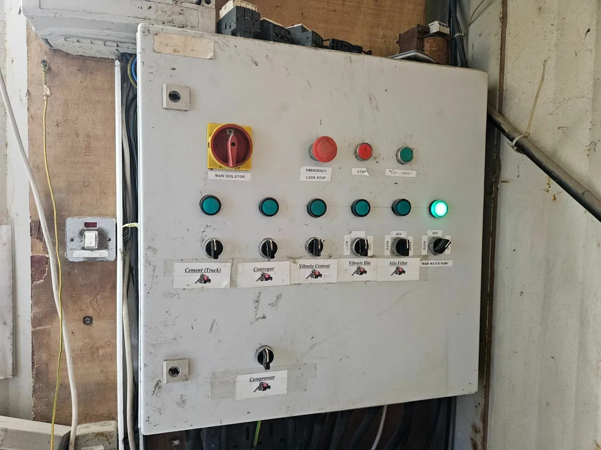 Batching Plant - Image 4