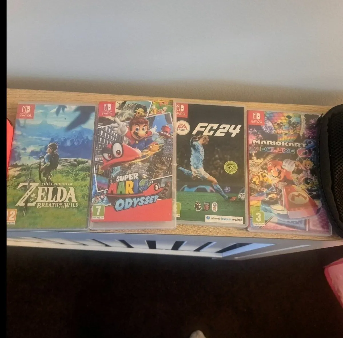 Nintendo Switch OLED - Image 2