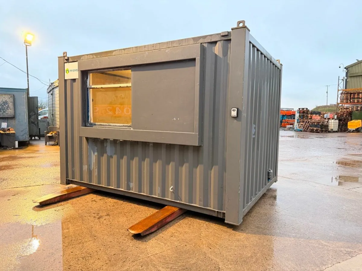 12 x 9 site office with kitchen unit. - Image 4