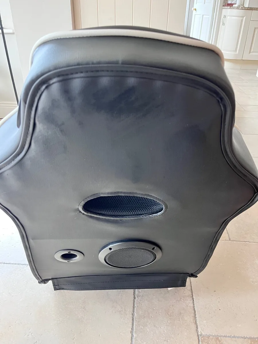 X Rocker Gaming Chair - Image 2