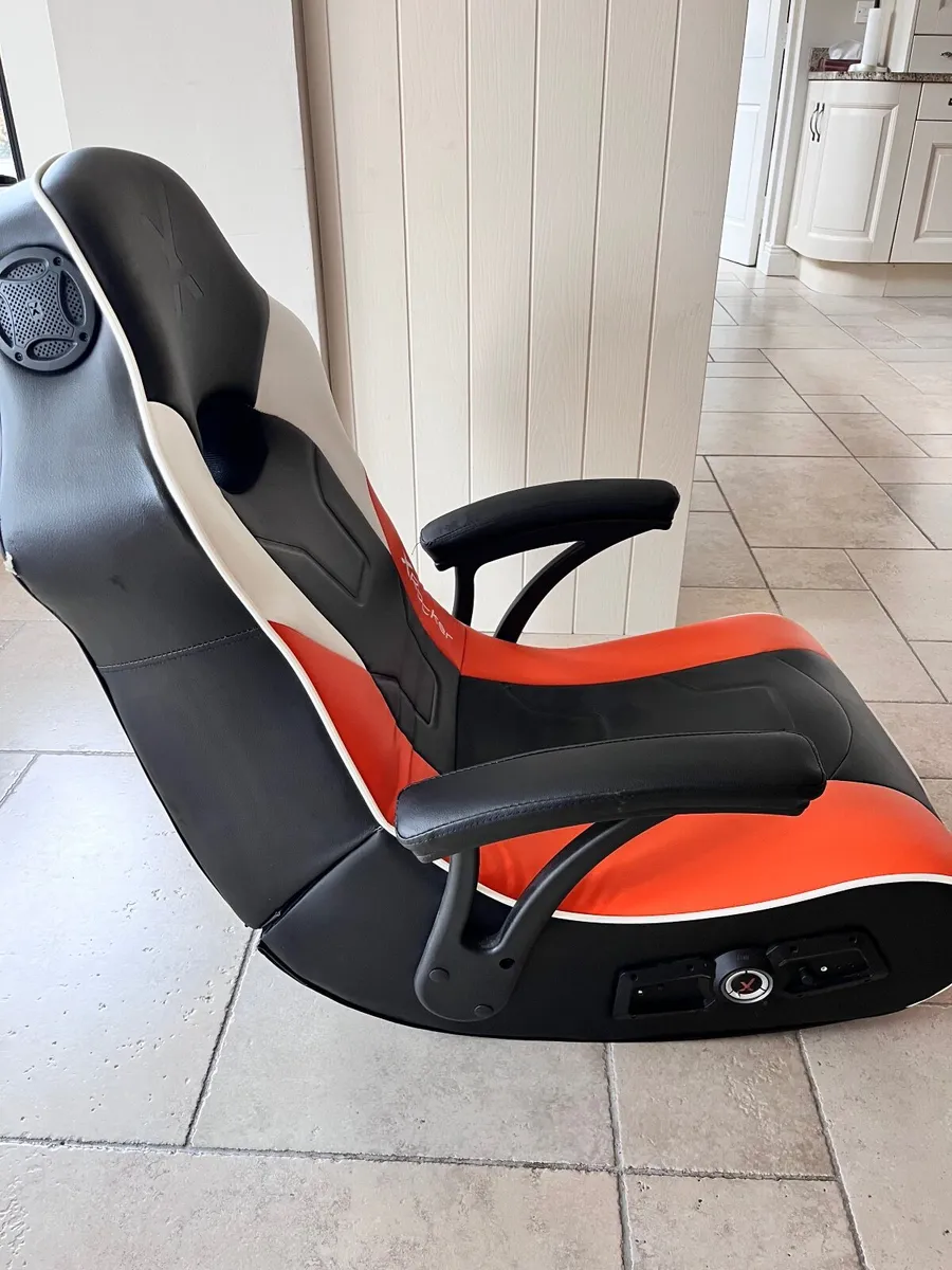 X Rocker Gaming Chair - Image 3