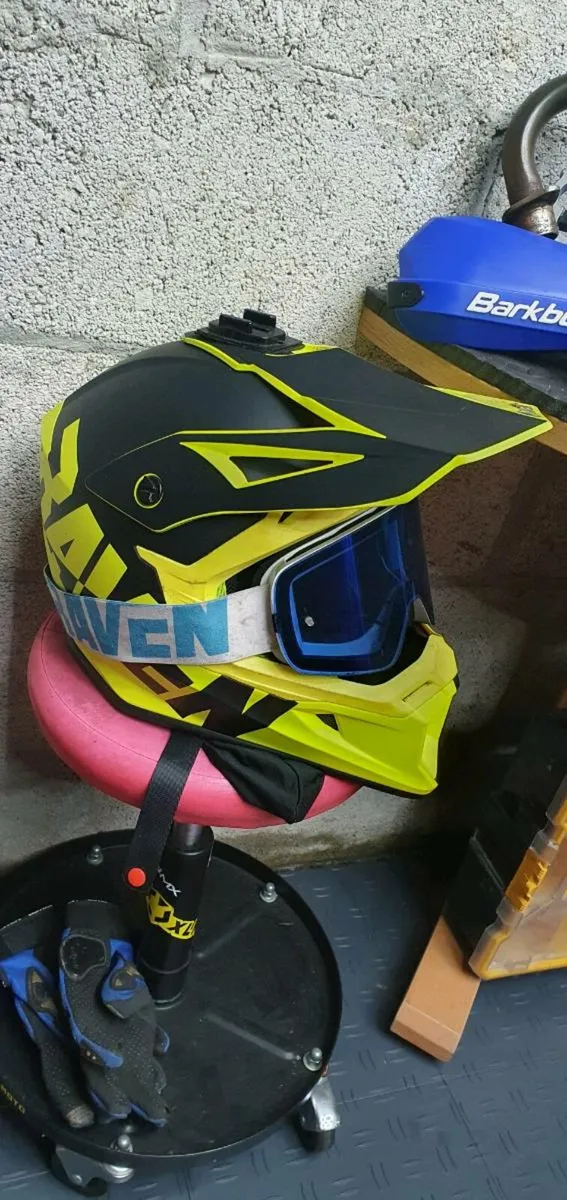 Dirt bike bits stand and jack stand!🔴 - Image 4