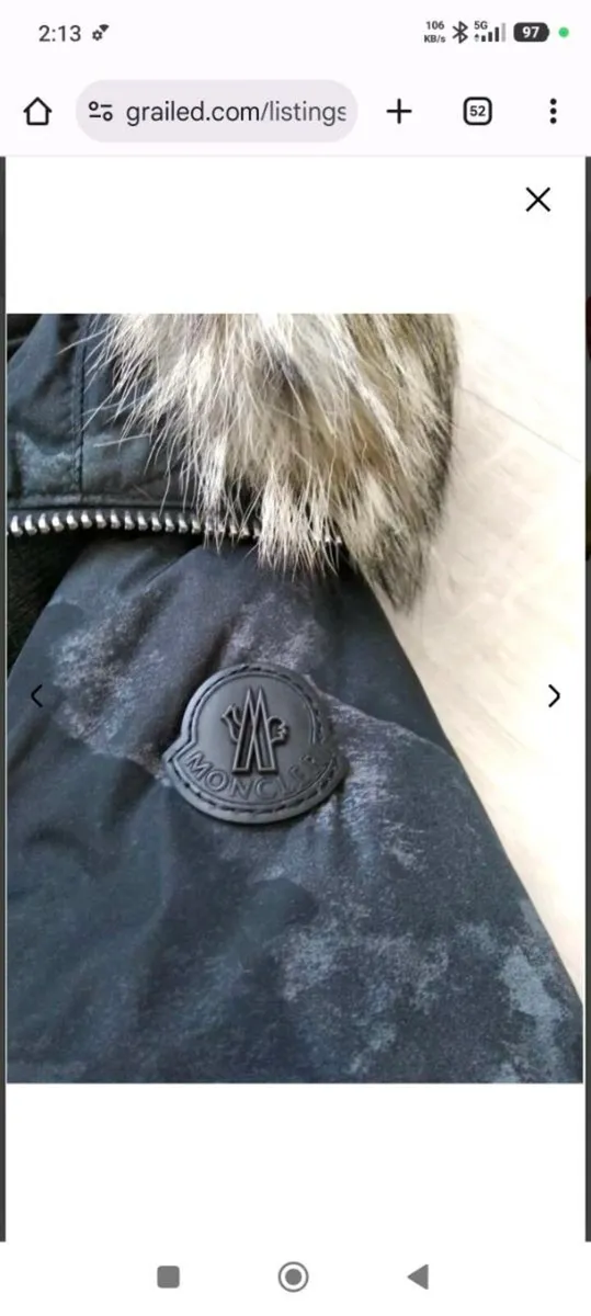 Moncler dedion size 4 coat mint condition men L - Image 4