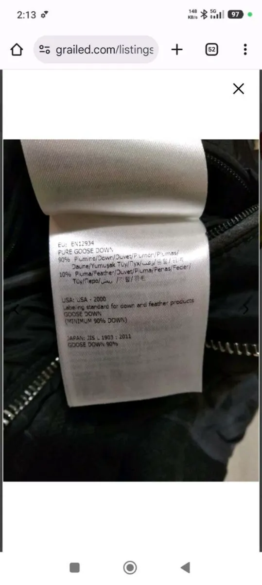 Moncler dedion size 4 coat mint condition men L - Image 3