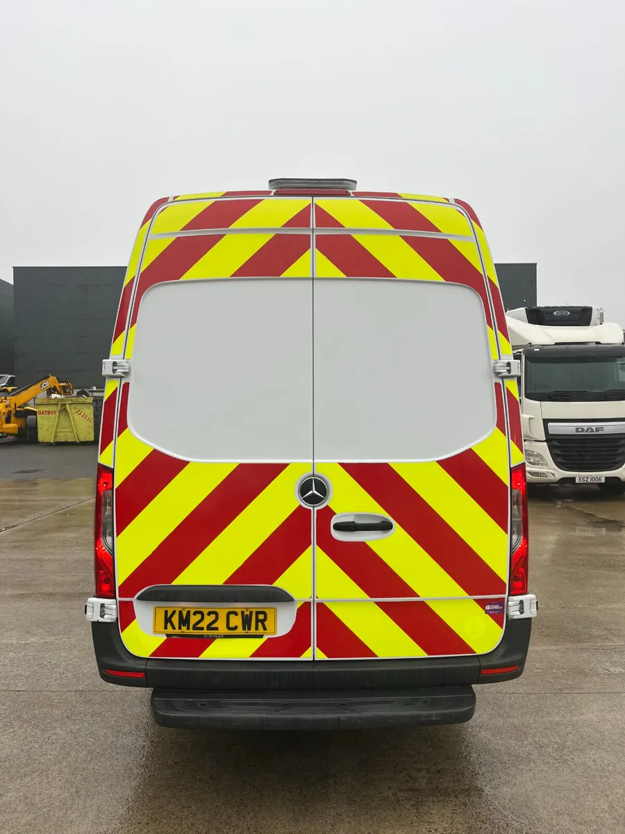 2022 Mercedes Sprinter 315 CDI Progressive LWB - Image 4