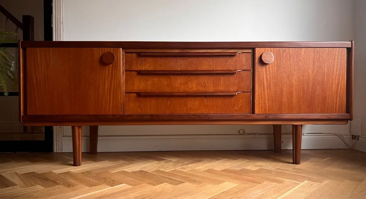 Sideboard - Image 2