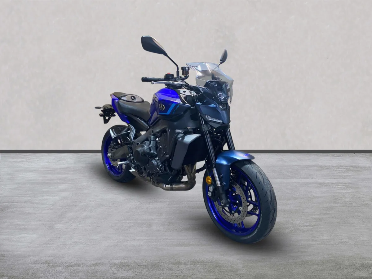 YAMAHA MT-09 Y-AMT, Sept 2024 Registered - Image 3