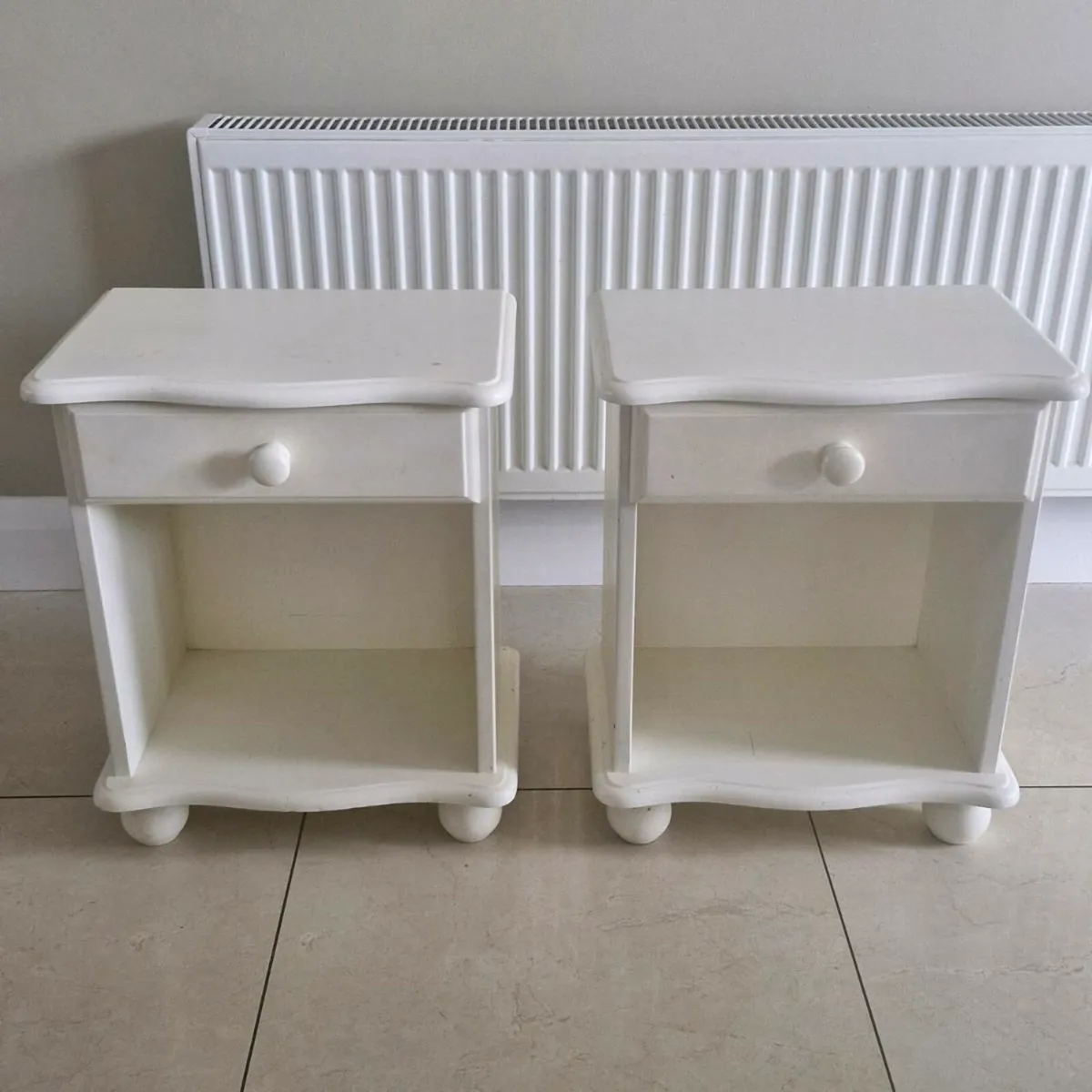 Pair of Bedside Lockers - Image 1