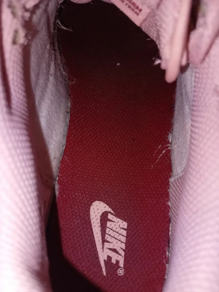 Children's nike trainers - Image 4