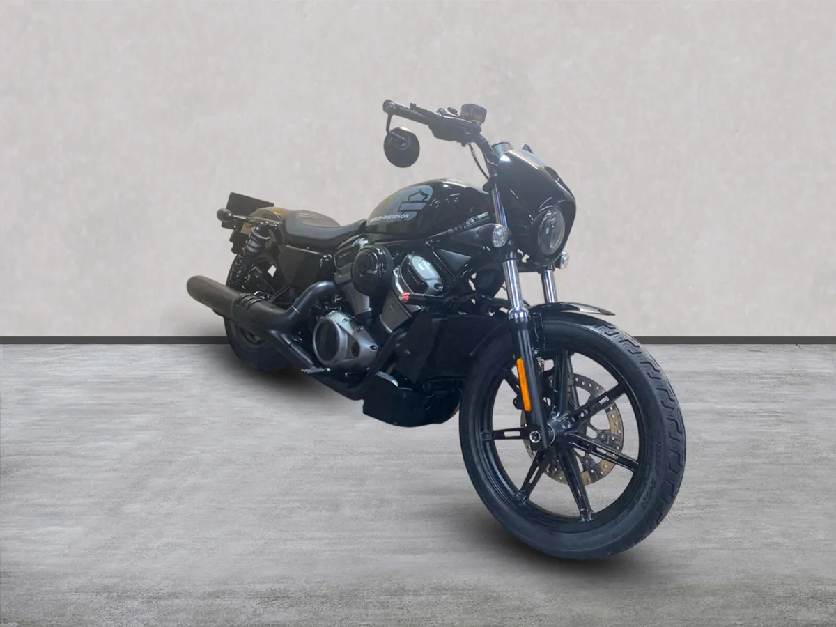 HARLEY DAVIDSON Nightster 975 with Extras - Image 3