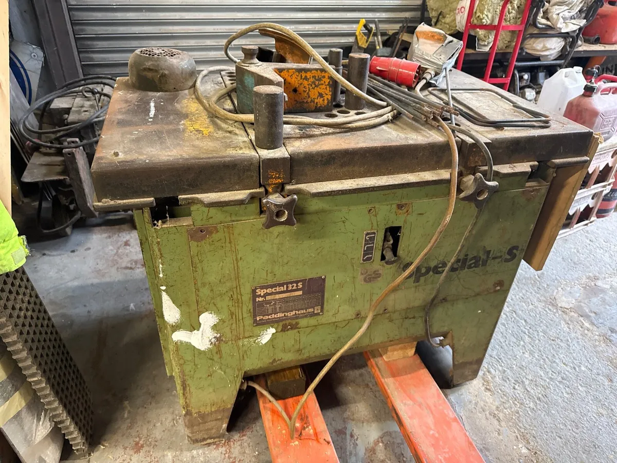 Rebar cutter and bender