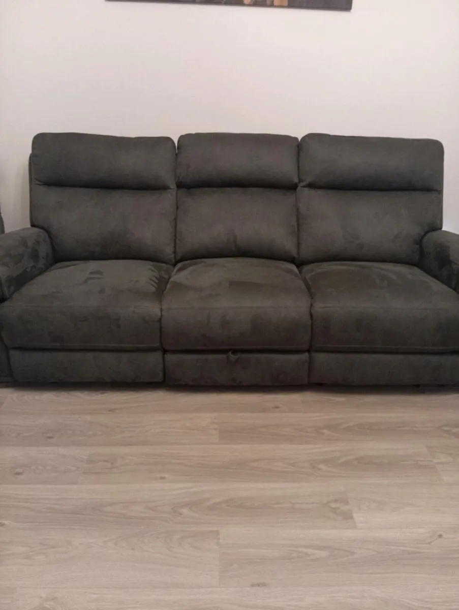 Sofa - Image 4