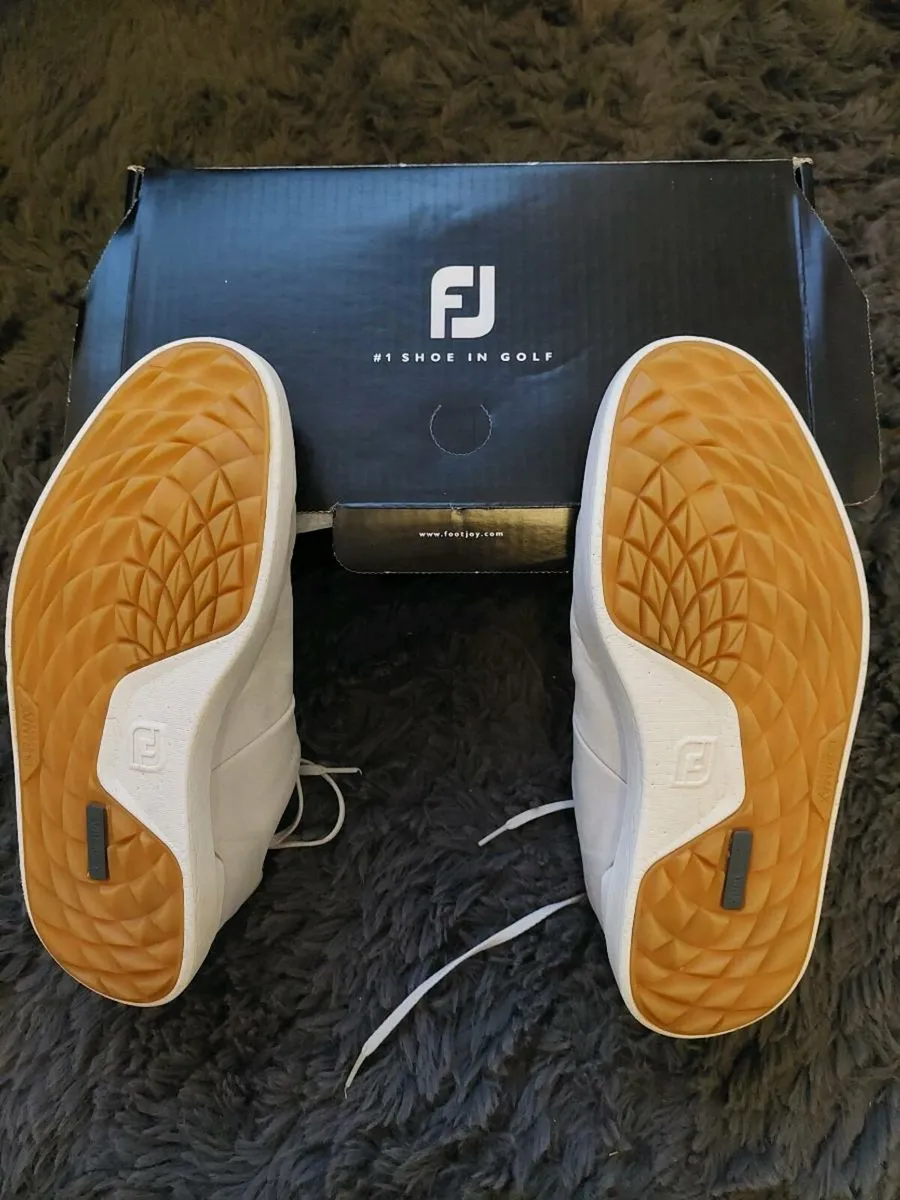 Footjoy golf shoes - Image 1