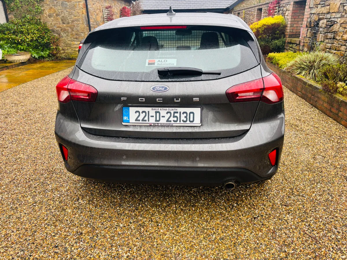 2022 Ford Focus automatic dsl van - Image 4
