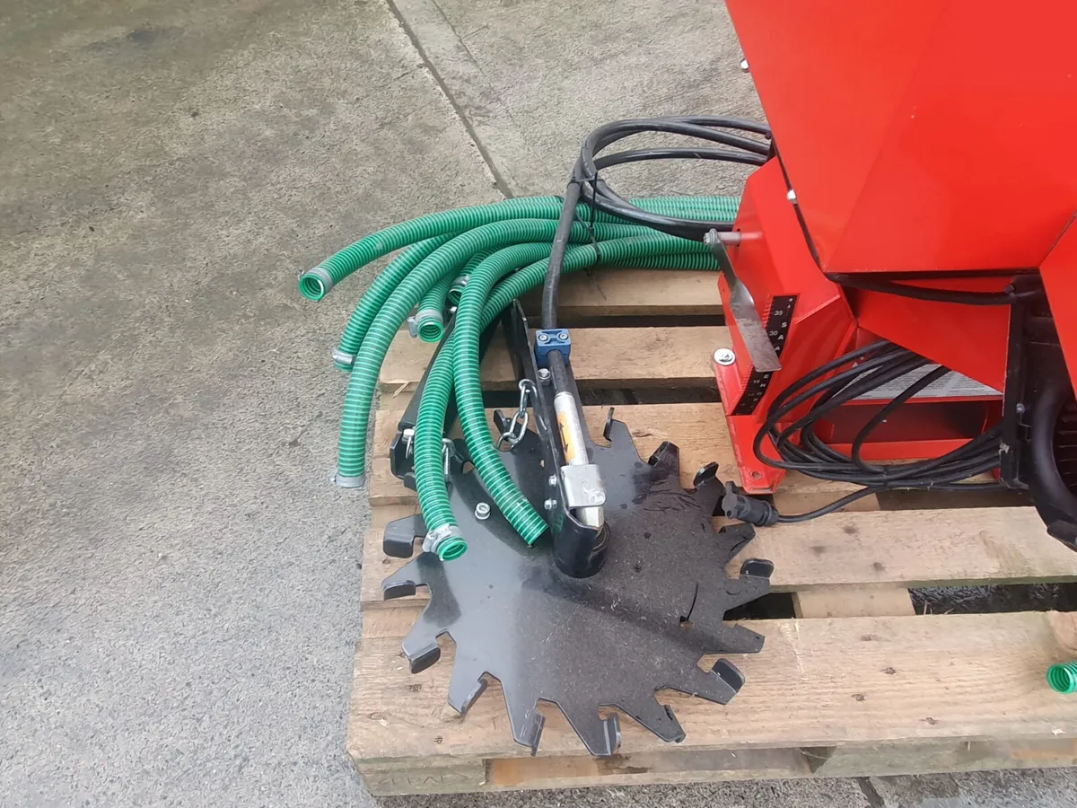 New Unused Guttler 8 Pipe Air Seeder - Image 2