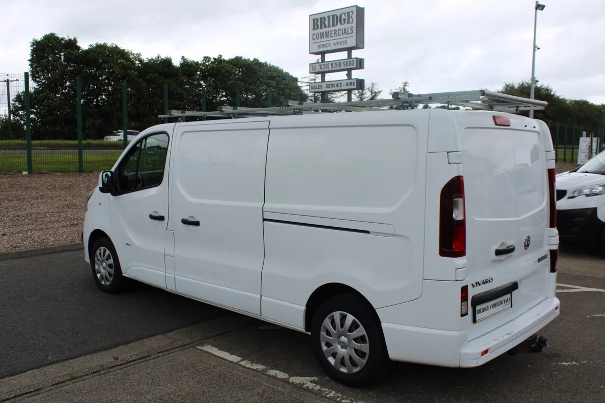 2017 Vauxhall Vivaro LWB Sportive - Image 2