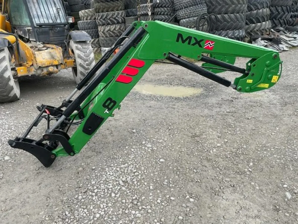 MX T8 Loader - To Fit JD 6100-6430, 5820, 5M - Image 4