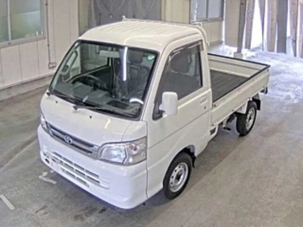 Toyota Pixis mini pick up truck - Image 2