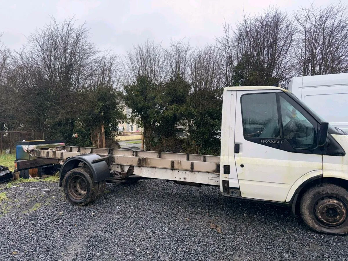 Ford Transit cab and chassis - Image 2