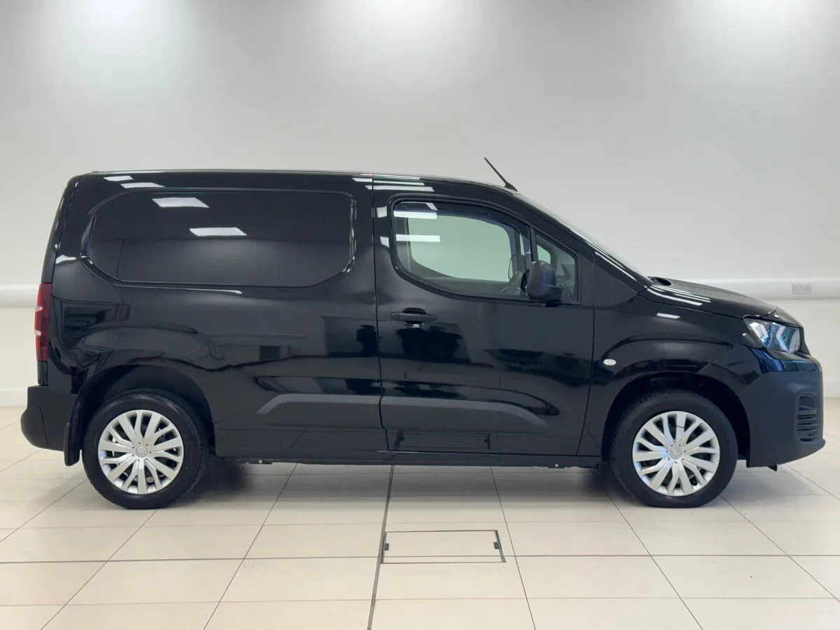 Peugeot Partner 2022 - Image 3