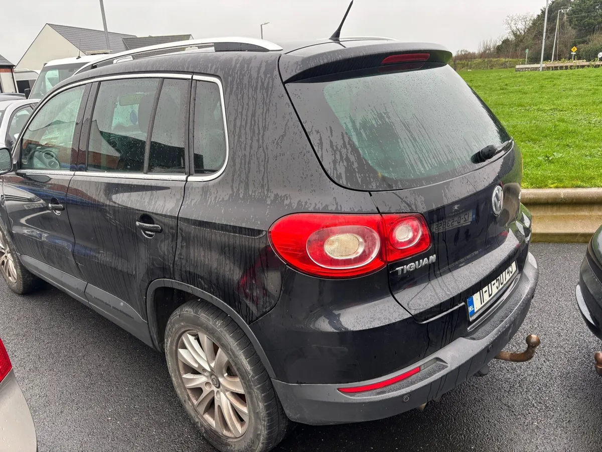 2011 Volkswagen Tiguan read ad! - Image 4