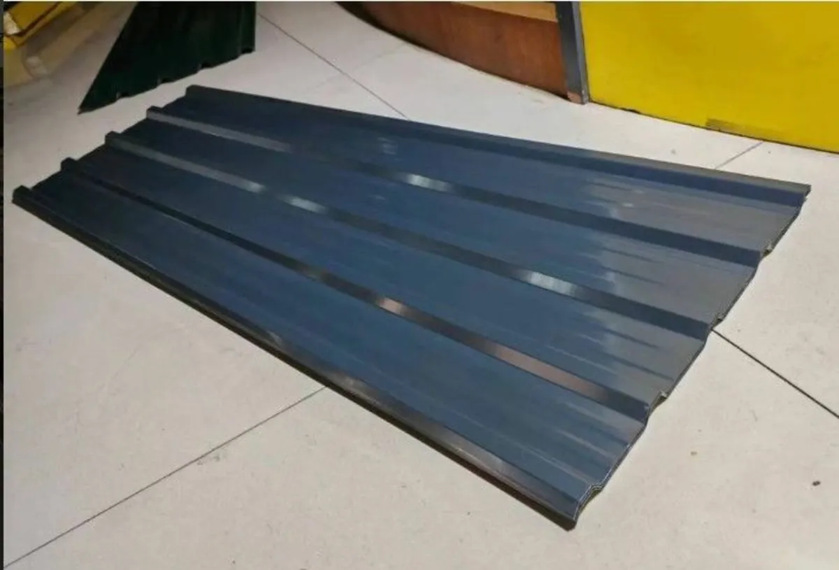 24 x Trapezoidal Corrugated Sheet Metal Sheets for - Image 3