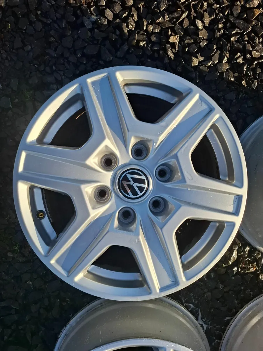 17" Genuine Vw Amarok Alloys - Image 2