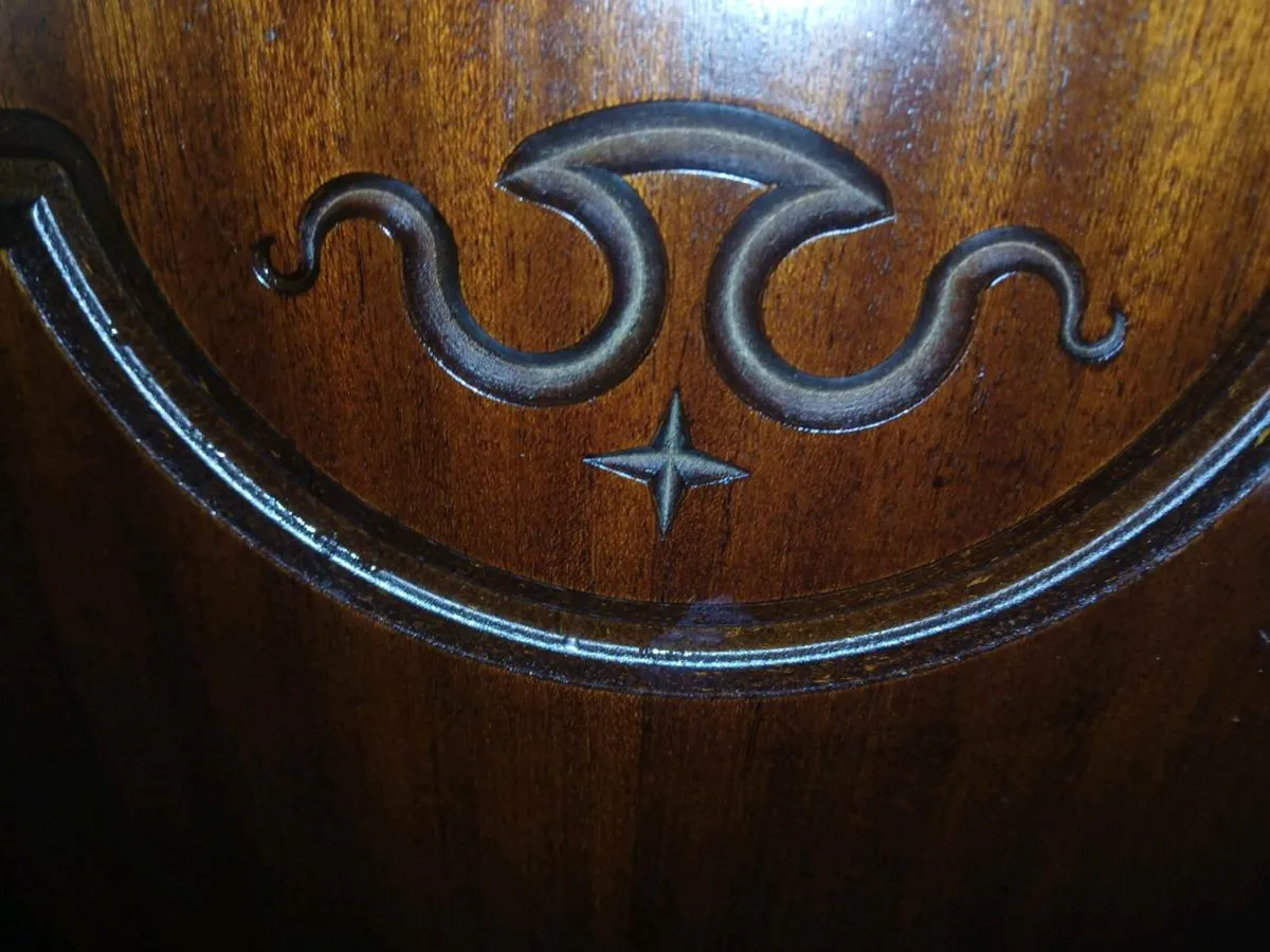 ​Stunning Large Display unit - Image 4